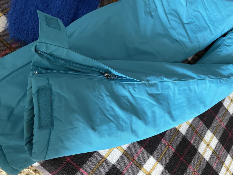 Продам для девочек комбинезон !