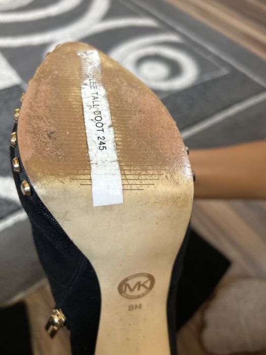 Сапоги оригинальные маиклкорс 37размер