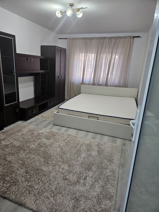 Ap de inchiriat,2 camere ,bucatarie extinsa