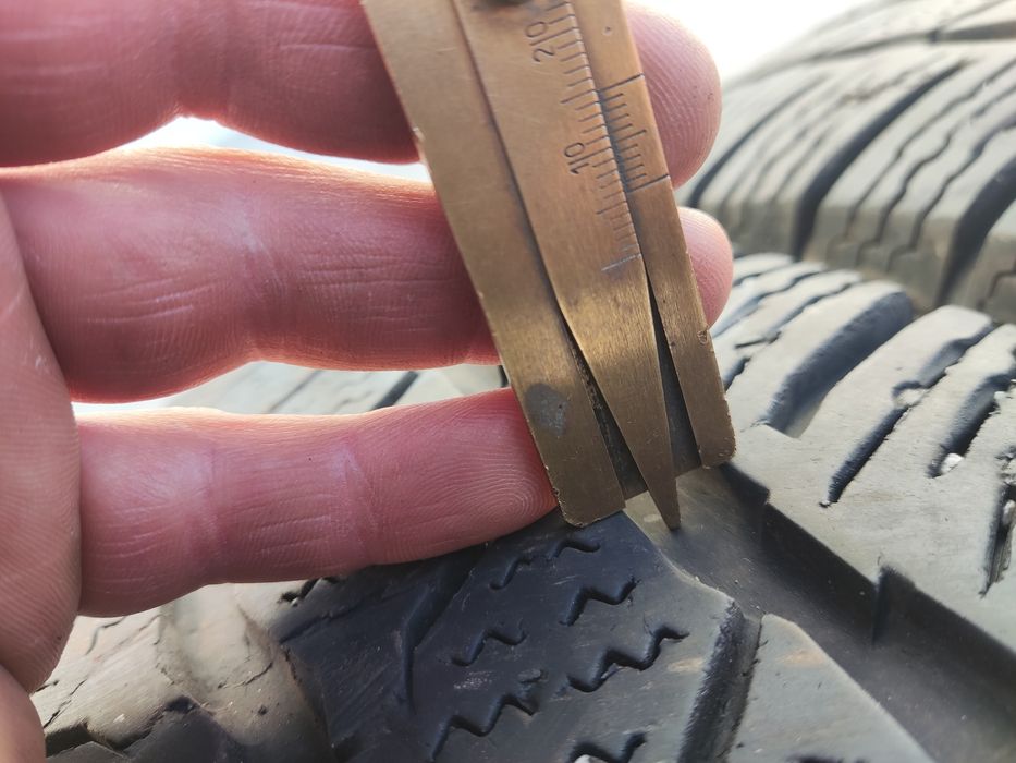 235/65/16C Continental