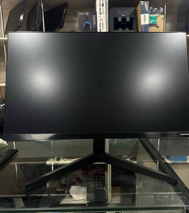 Samsung 24” 75hz  Holati zor   50$  2ta dona qoldi