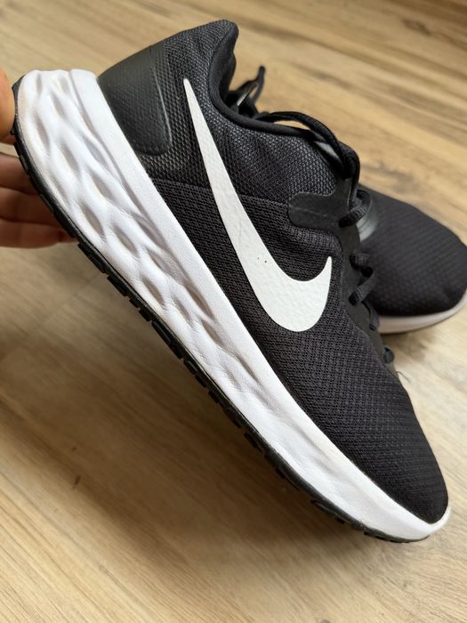 Оригинални мъжки маратонки Nike Revolution 6 NN ! 43 н