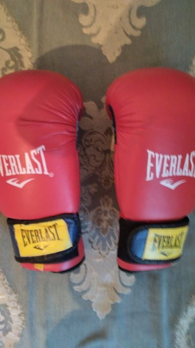 Боксерские перчатки недорого