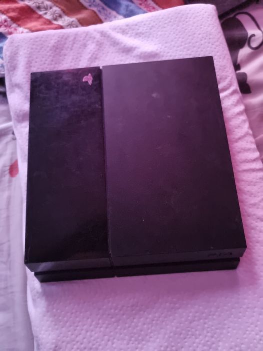 Playstation 4 fat