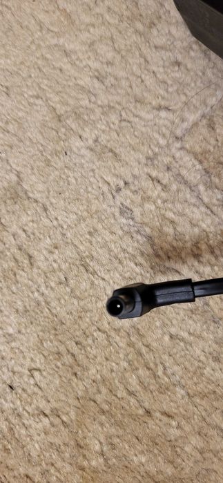 SAMSUNG 25W Incarcator 14V-1.79A model.A2514fuctional cu pin pe mijloc