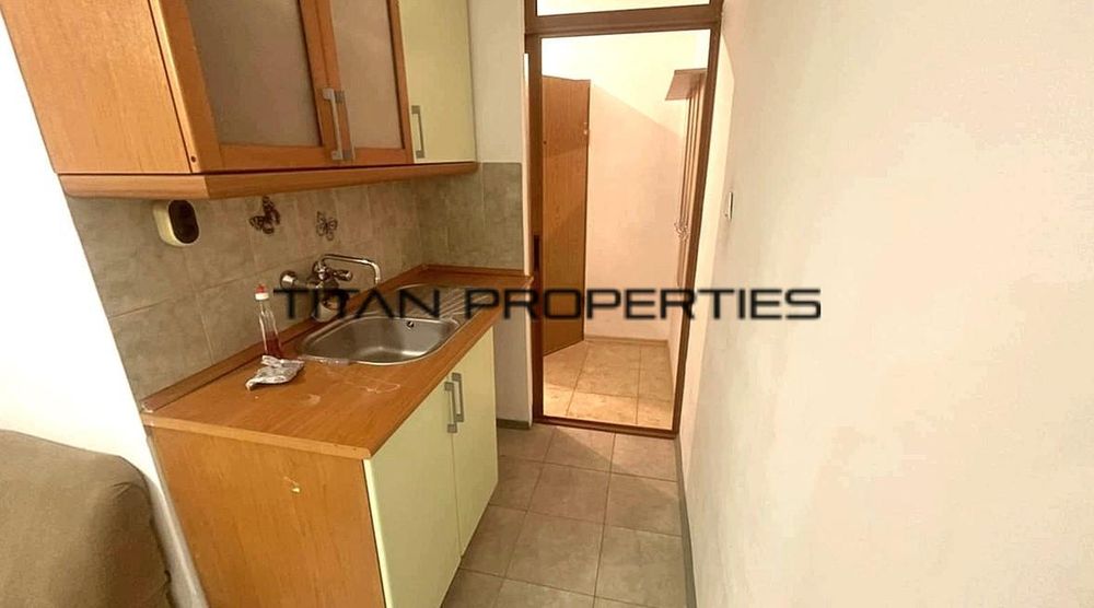 Продава се Едностаен апартамент в Бургас, Изгрев - 45 кв.м за 1823 €/кв.м - Снимка #2