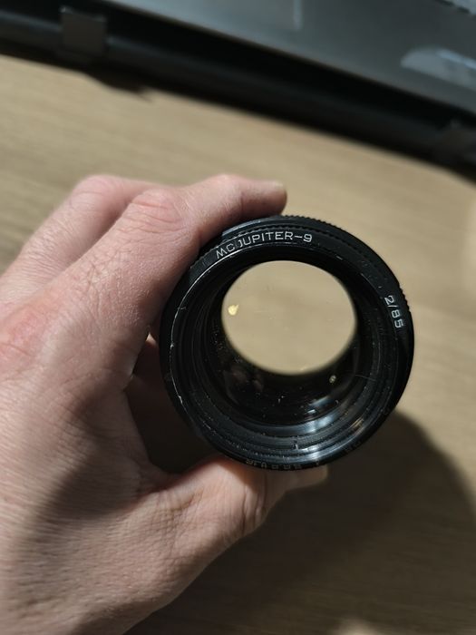 Объектив Юпитер-9 85мм. F2.0