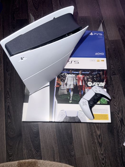 PlayStation5 1tb 4k +FC 26