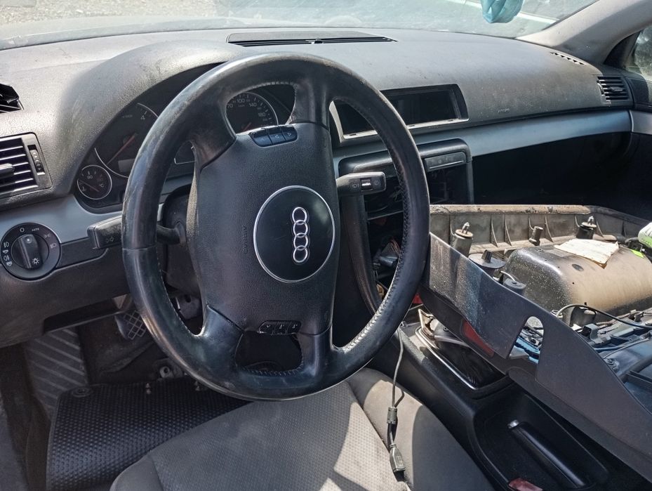 Audi A4 B6 2.5 на части