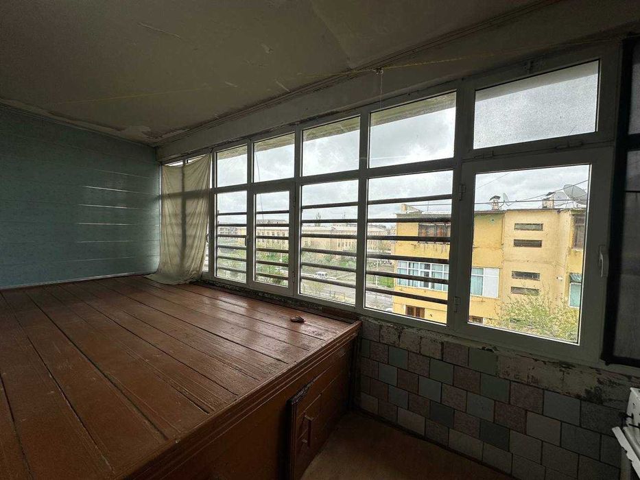 Продаётся 3х комн квартира на 4 этаже Ор-р Шарк 1 Базарчик