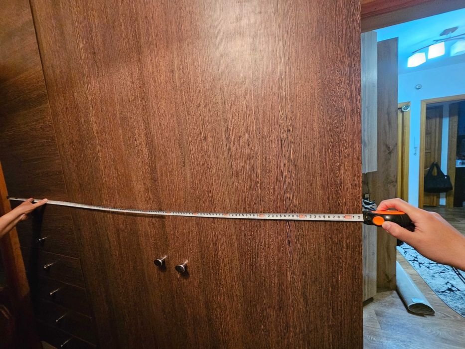 Шкаф  плательный