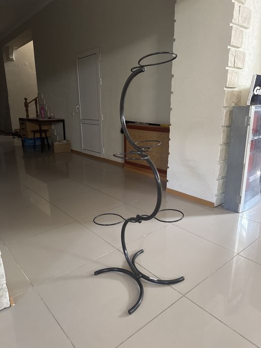 Подставка под цветы