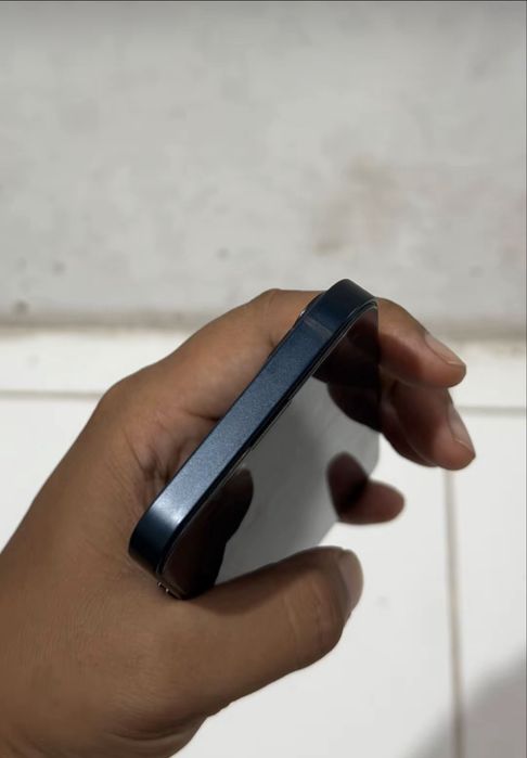 Айфон 13 сатылады