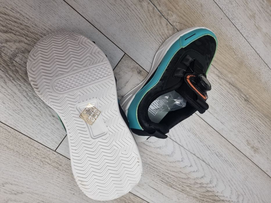 Vand adidasi NOI  marime 33,  20 cm