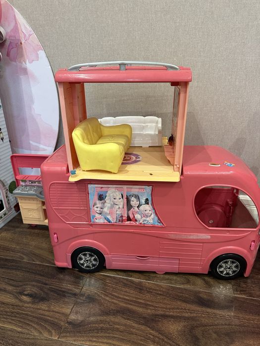 Трейлер барби