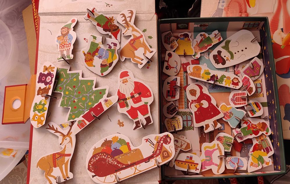 Книга пъзел игра Работилницата на ДЯДО КОЛЕДА