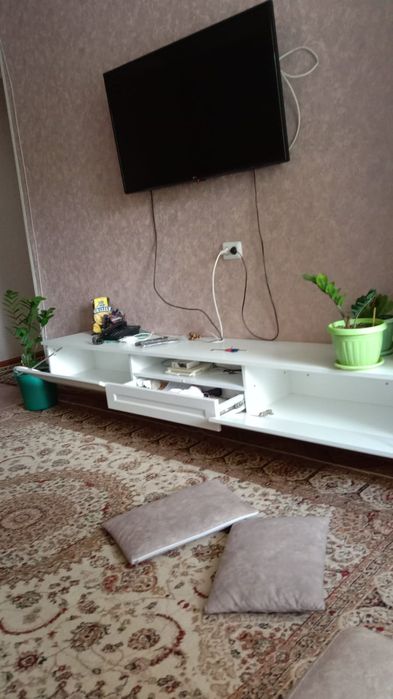 Тумба под телевизор
