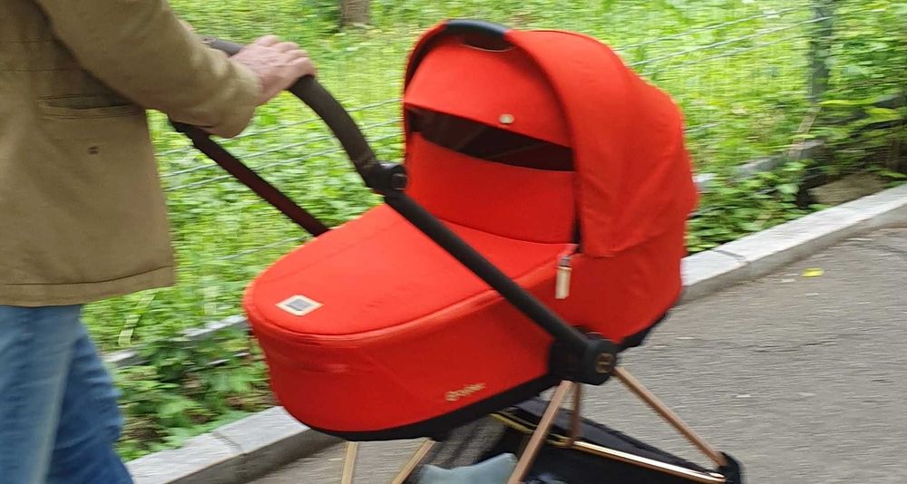 LANDOU Stare FOARTE BUNA! CURAT! Landou Mios Lux Autumn Gold Cybex Platinum