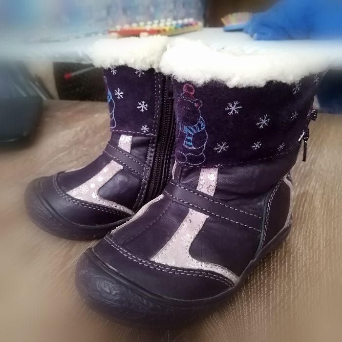 Продам сапожки зимние