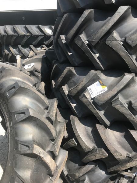 cauciucuri noi livram oriunde in tara 14.9-28 cu 8 pliuri OZKA XYT8