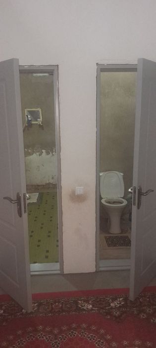 Uy sotiladi .  Продаётся участок.