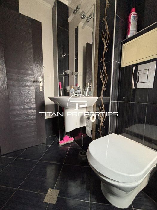 Дава се под наем Тристаен апартамент в Бургас, Център - 87 кв.м за 498.27 € - Снимка #8