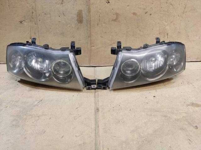 Комплект фар Nissan Cedric