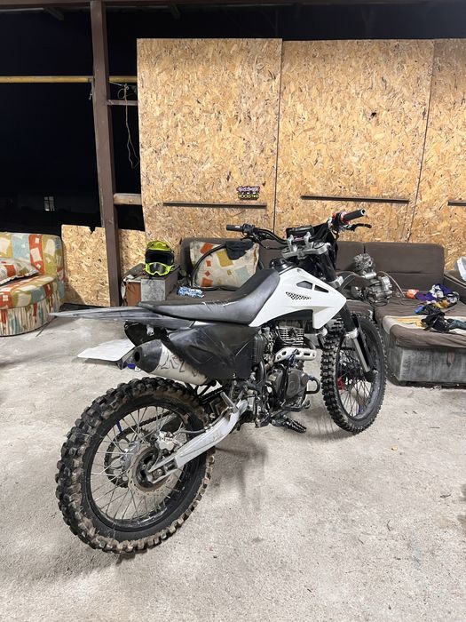 Мотоцикл Эндуро 06