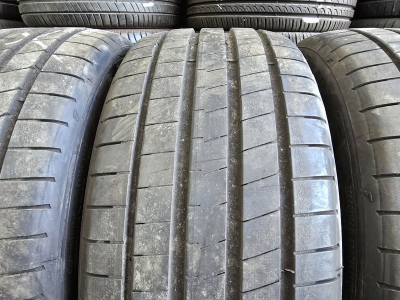 225/40/18 GOODYEAR 4бр