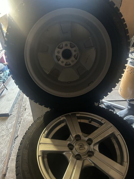 Продам шины и диски новые