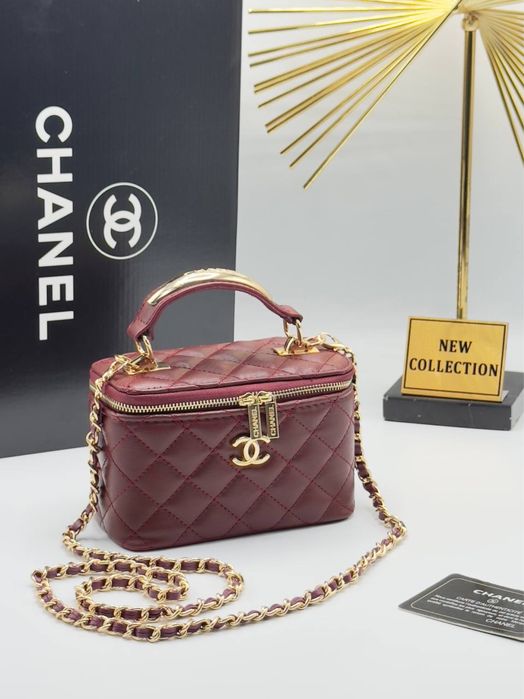 Geanta Chanel noua !!! Dimensiuni 16/11 !!!