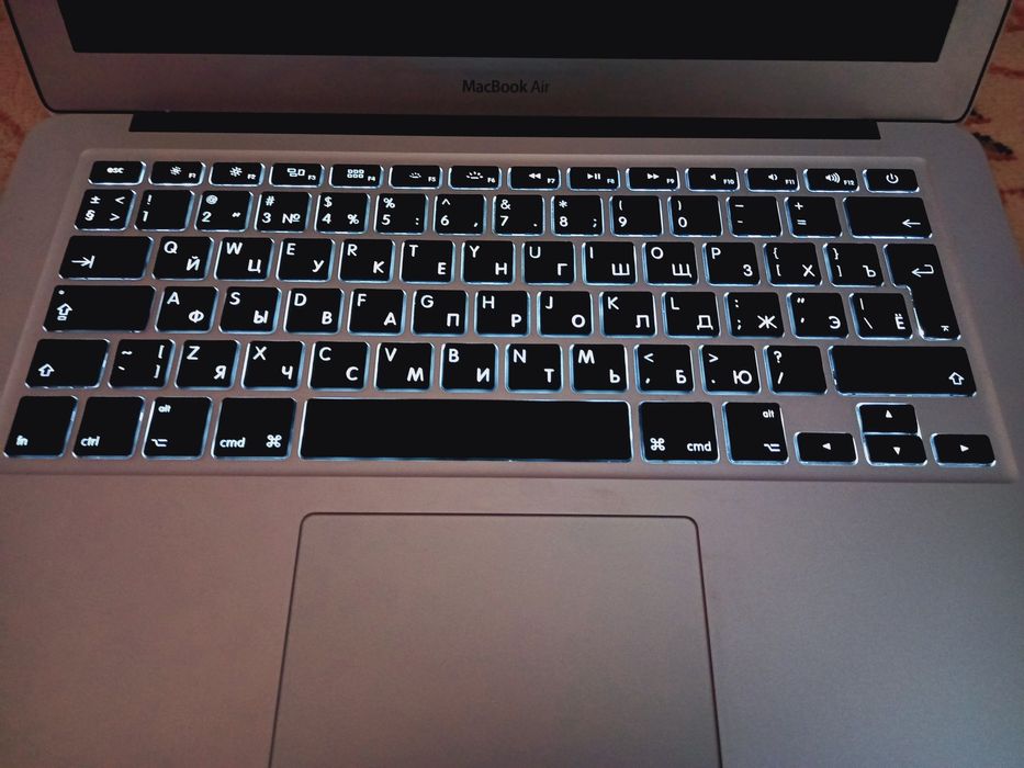 Macbook Air серый