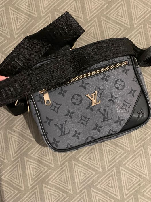 Borseta Louis Vuitton - OFERTĂ - 199 RON
