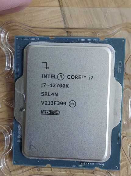 Intel Core i7 12700K + AsRock B760M PG Lightning  DDR5