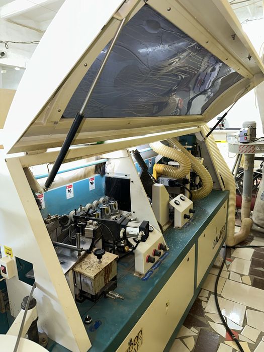 Станок кромкооблицовочный