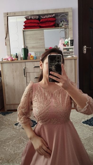 Платье женское вечернее