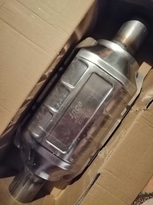 Продавам универсален катализатор стандарт Евро 4