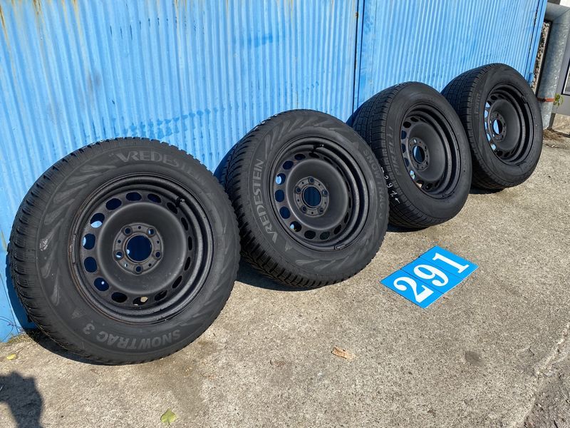 205/60/15 - Джанти БМВ 5х120мм, среда 73,6мм - Оферта 291