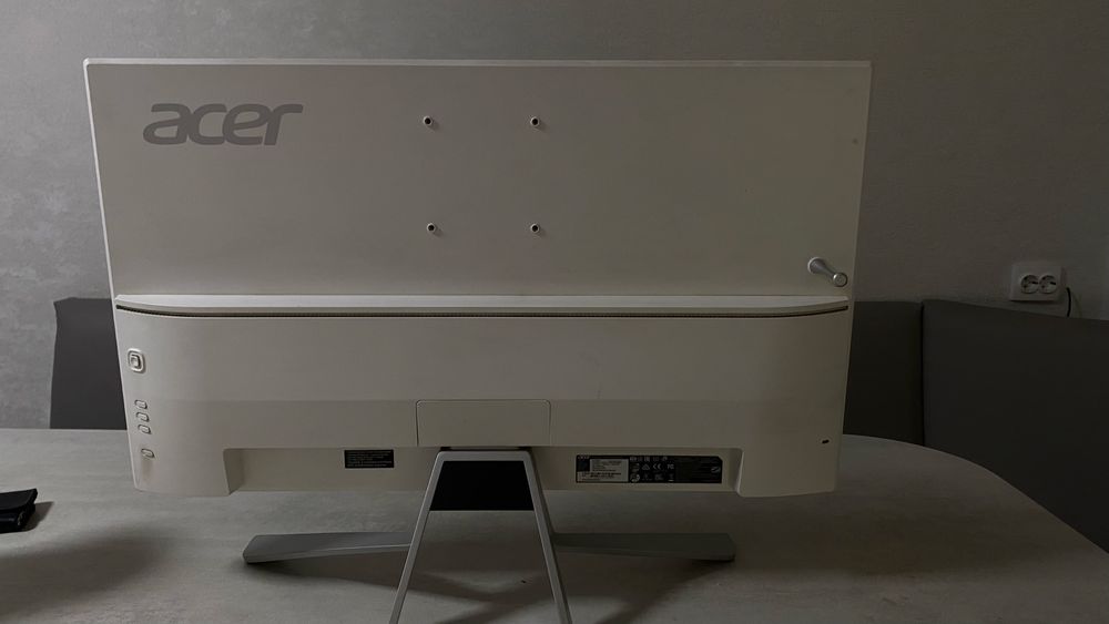 Монитор Acer ET322QK