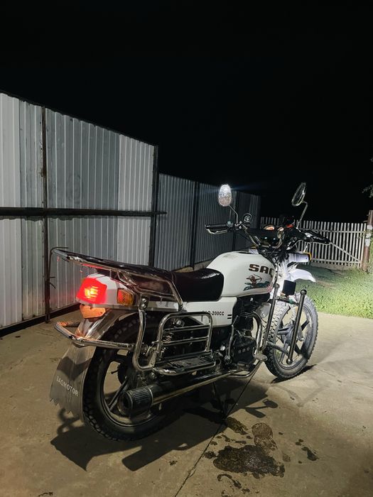 Продам мотоцикл SAQ 200 куб