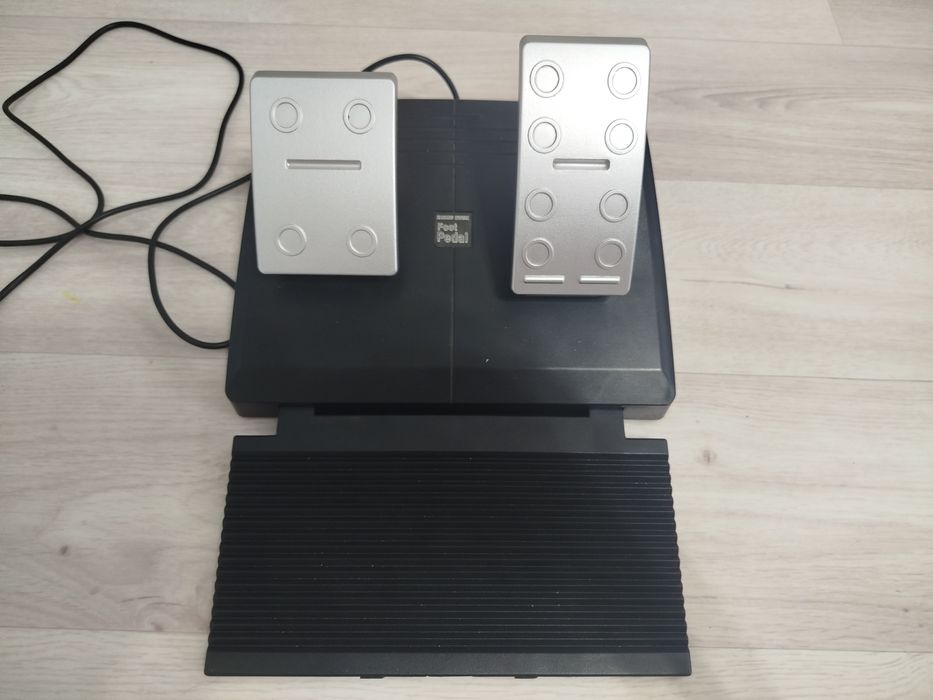 Продаю руль игровой