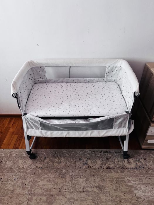 Манеж для новорожденных