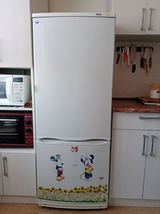 Продам холодильник