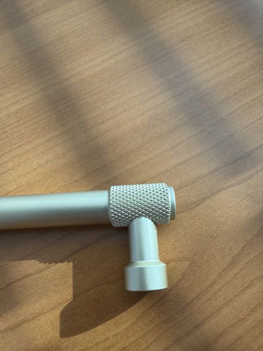 Декоративна Дръжка