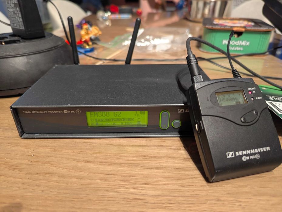 Sistem wireless instrument Sennheise EW300 G2 + SK100 G3