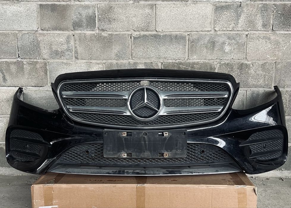 Бампер Mercedes Benz