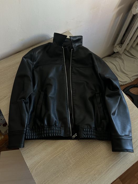 Кожаная куртка Zara , size L
