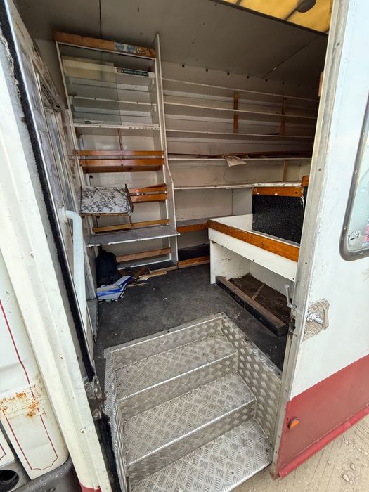 Фургон/магазин от ивеко