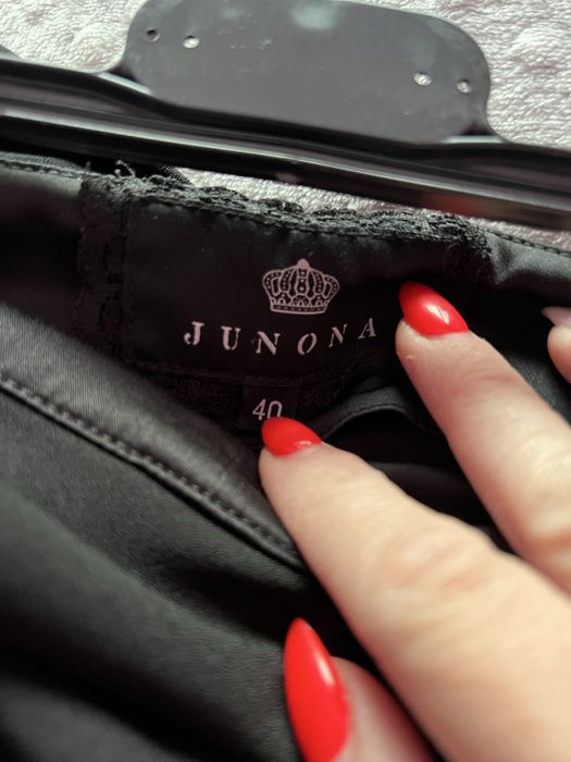 Дамски дрехи Junona