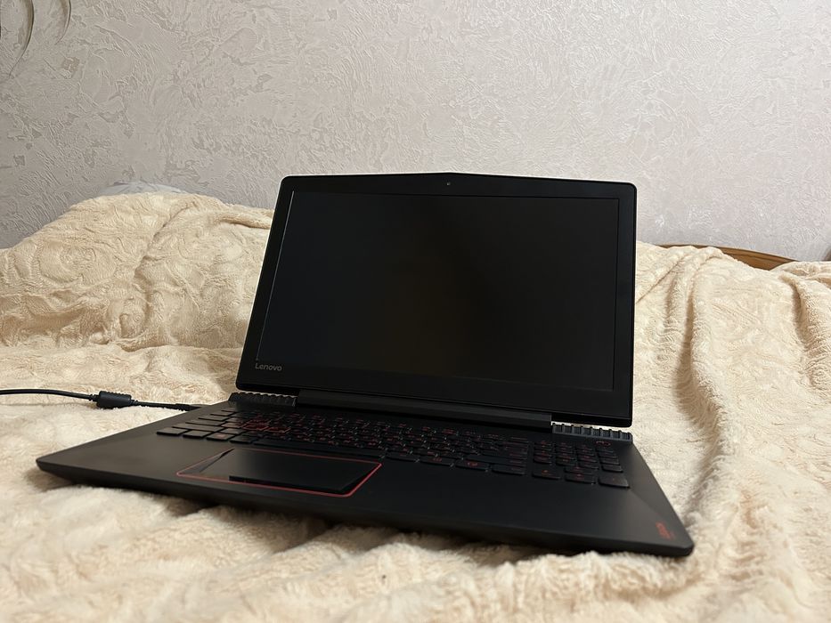 Продам ноутбук Lenovo Y520